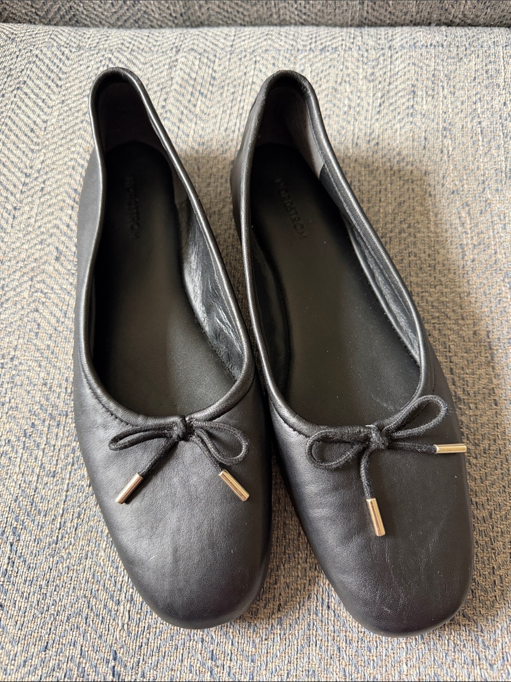 Nordstrom Noelsie-Lea Women’s Black Leather Bow Ballet Flats Size: 8M